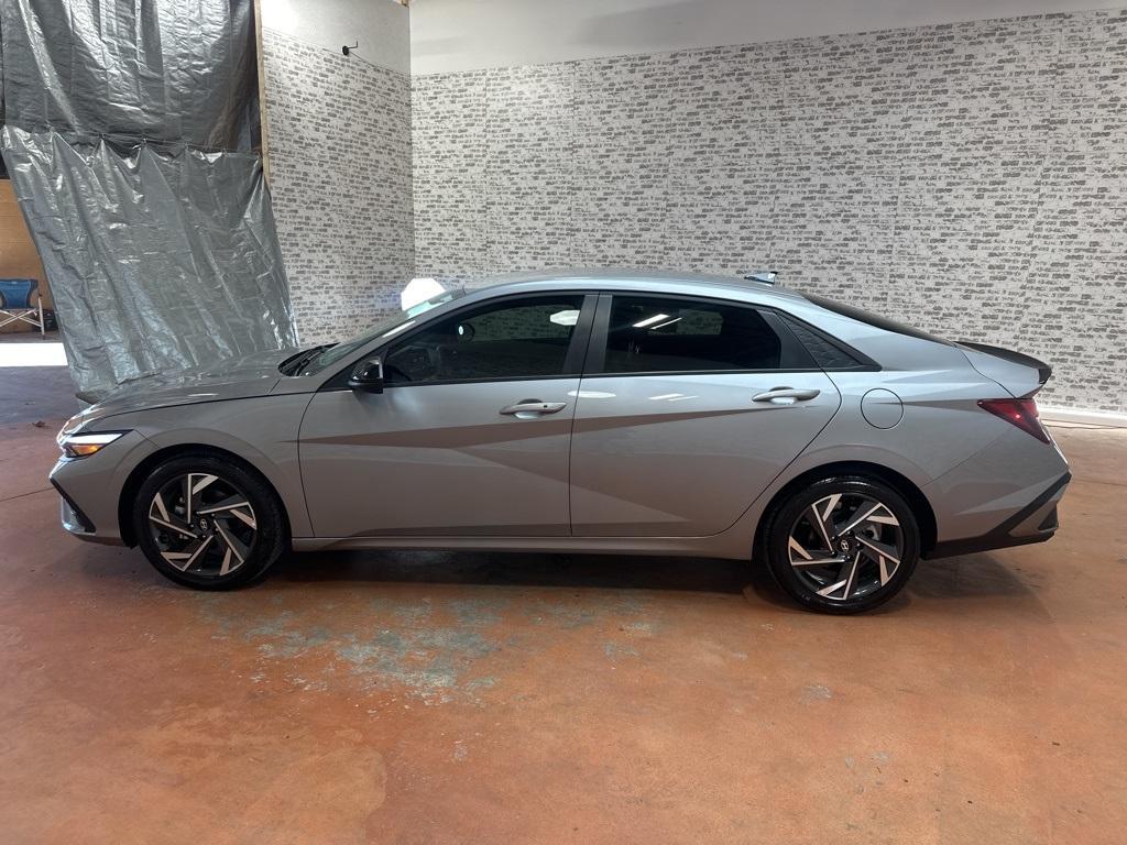 used 2025 Hyundai Elantra car, priced at $19,628