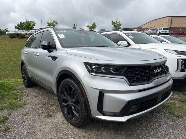 used 2022 Kia Sorento car, priced at $22,657