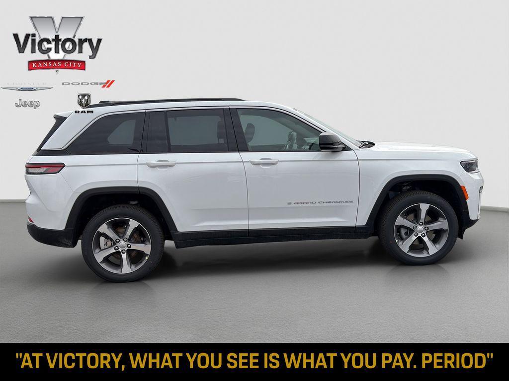 new 2026 Jeep Grand Cherokee car, priced at $49,030