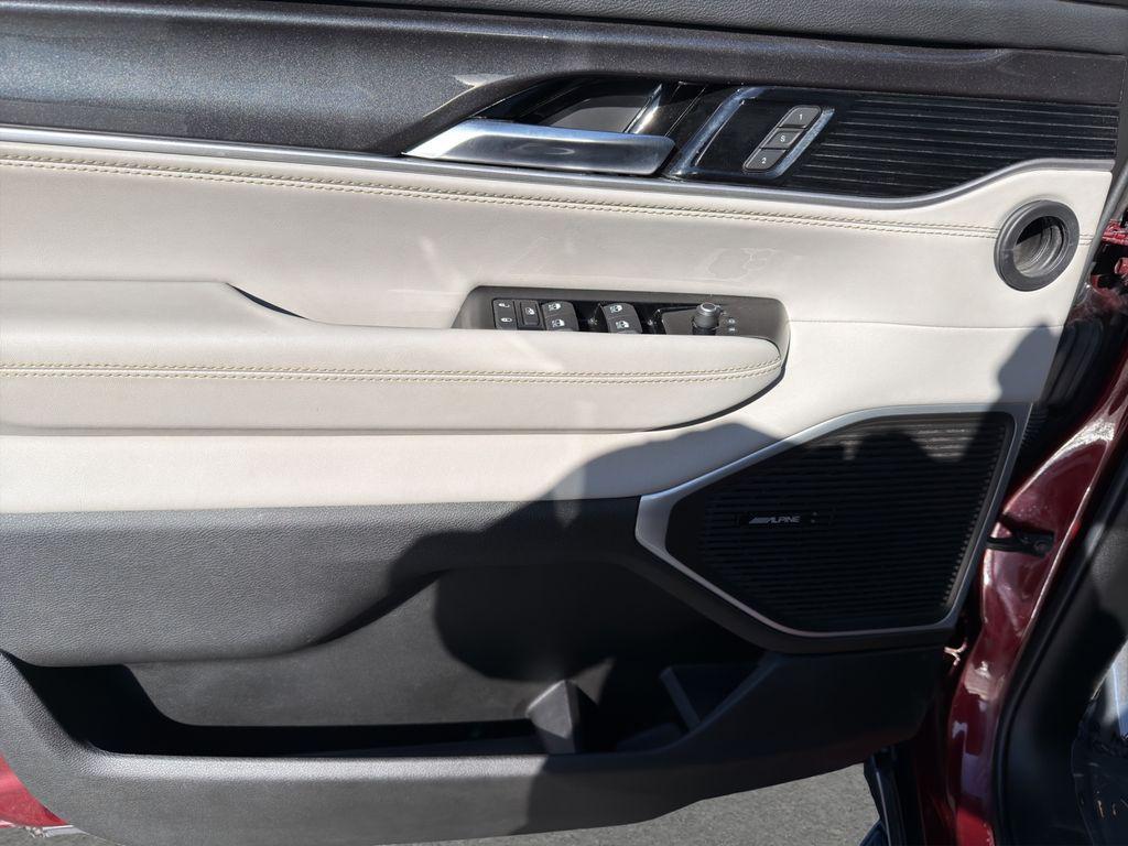 used 2022 Jeep Wagoneer car, priced at $31,995