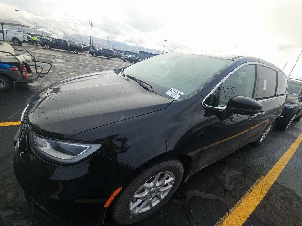 used 2023 Chrysler Pacifica car, priced at $23,750