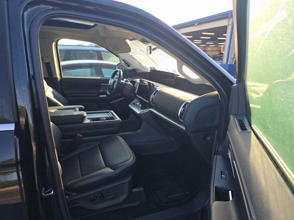 used 2025 Ford Expedition Max car, priced at $77,521