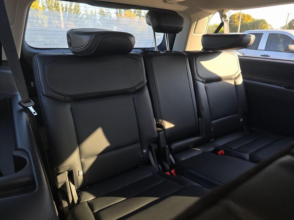 used 2025 Ford Expedition Max car, priced at $77,521