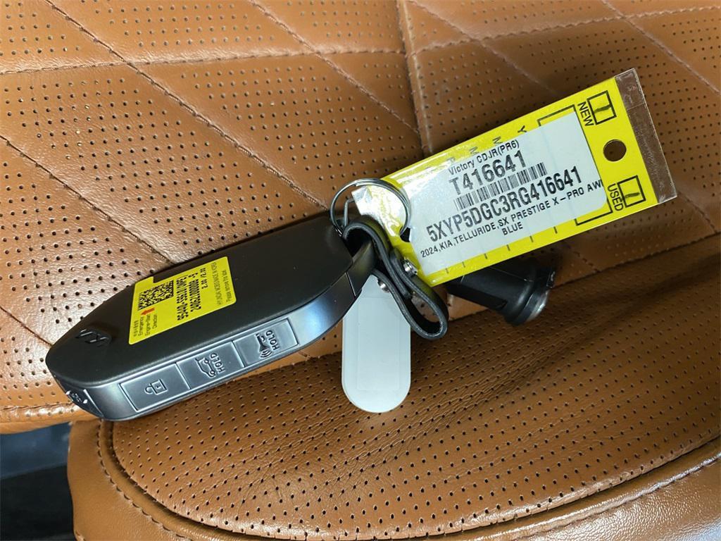 used 2024 Kia Telluride car, priced at $36,877