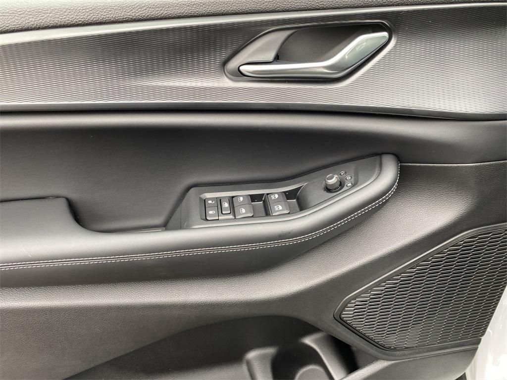 new 2025 Jeep Grand Cherokee L car, priced at $50,275