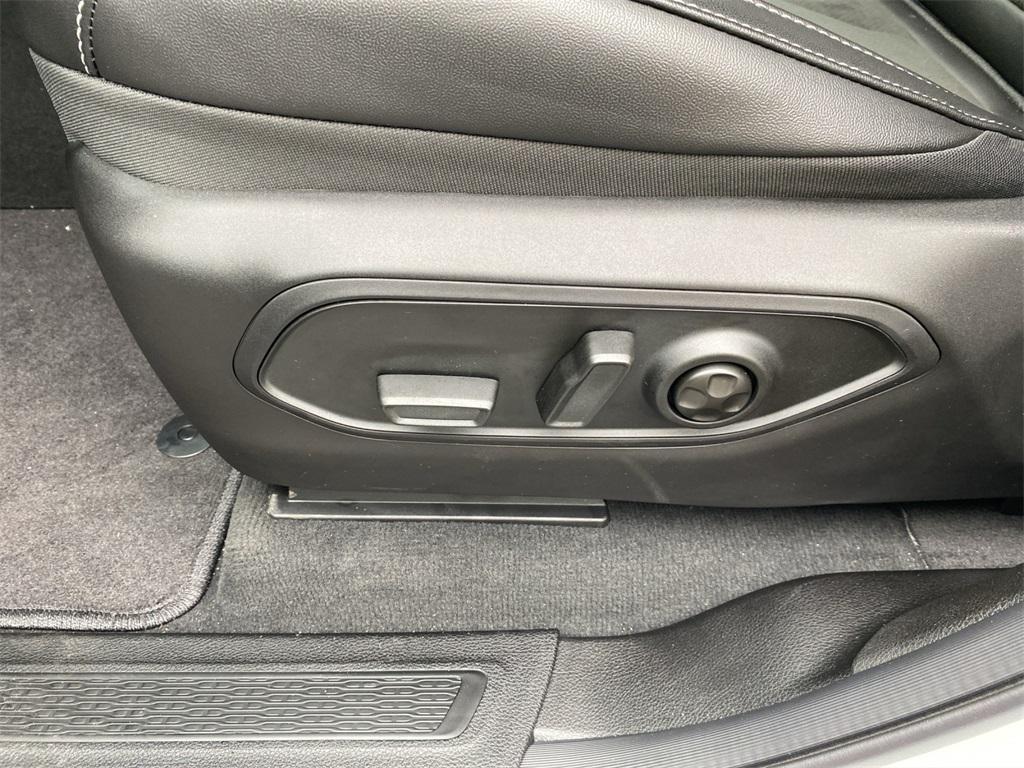 new 2025 Jeep Grand Cherokee L car, priced at $50,275