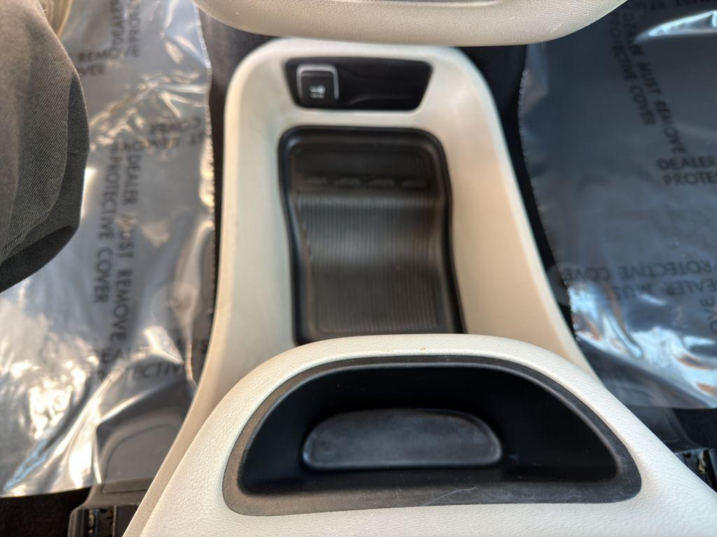 used 2023 Chrysler Pacifica car, priced at $20,500