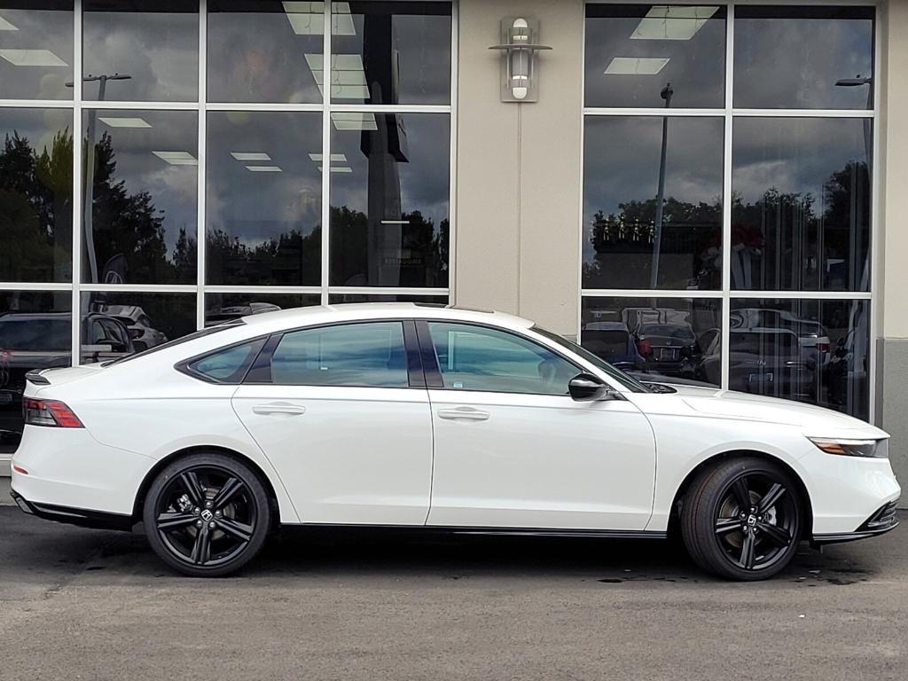 new 2026 Honda Accord Hybrid car, priced at $36,645