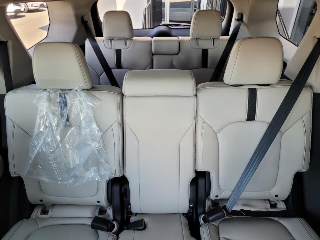 new 2026 Honda Pilot car, priced at $46,165