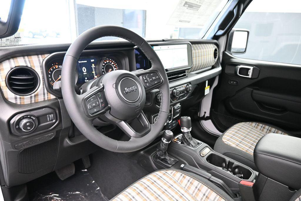 new 2026 Jeep Gladiator car, priced at $45,567