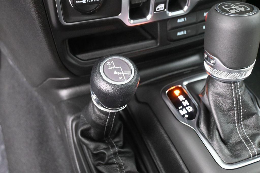 new 2026 Jeep Gladiator car, priced at $48,264