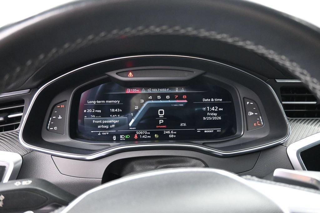 Audi S6 view 32