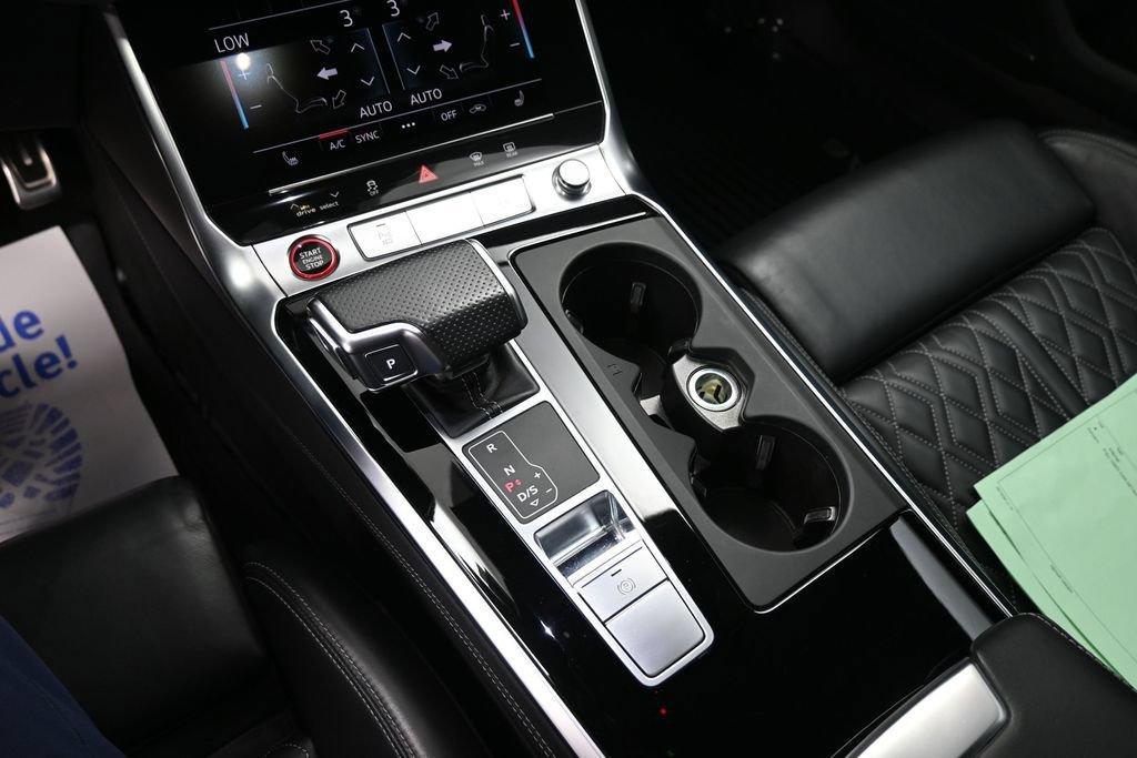 Audi S6 view 31