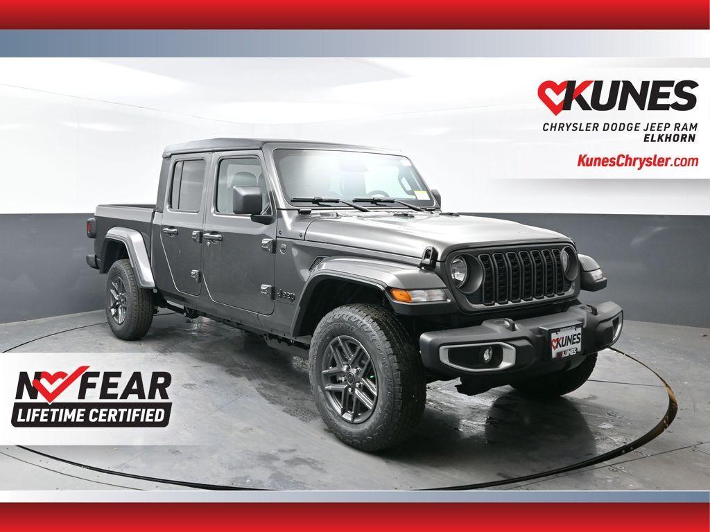 new 2026 Jeep Gladiator car, priced at $44,607
