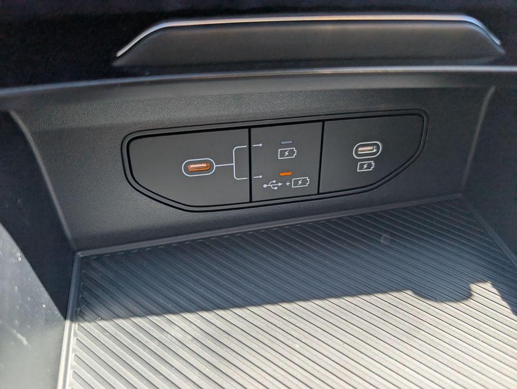 new 2026 Kia Sportage car, priced at $35,540