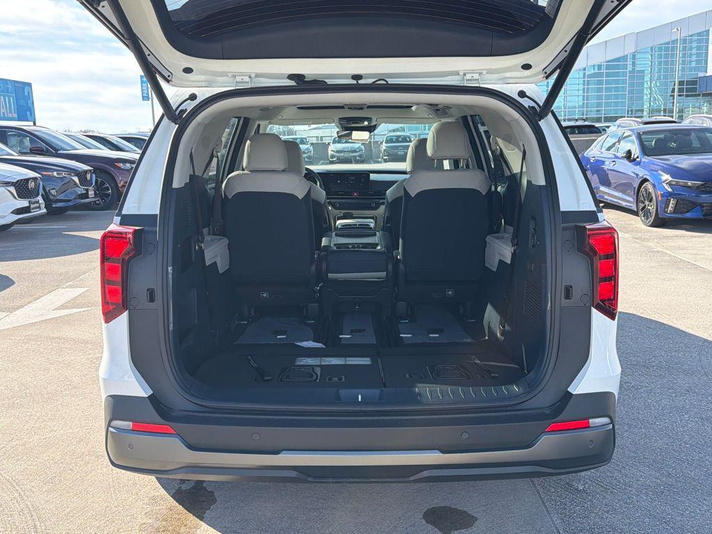 new 2026 Kia Carnival car, priced at $46,279