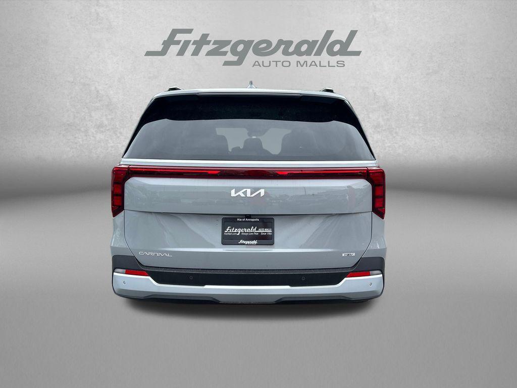 new 2026 Kia Carnival Hybrid car, priced at $46,319