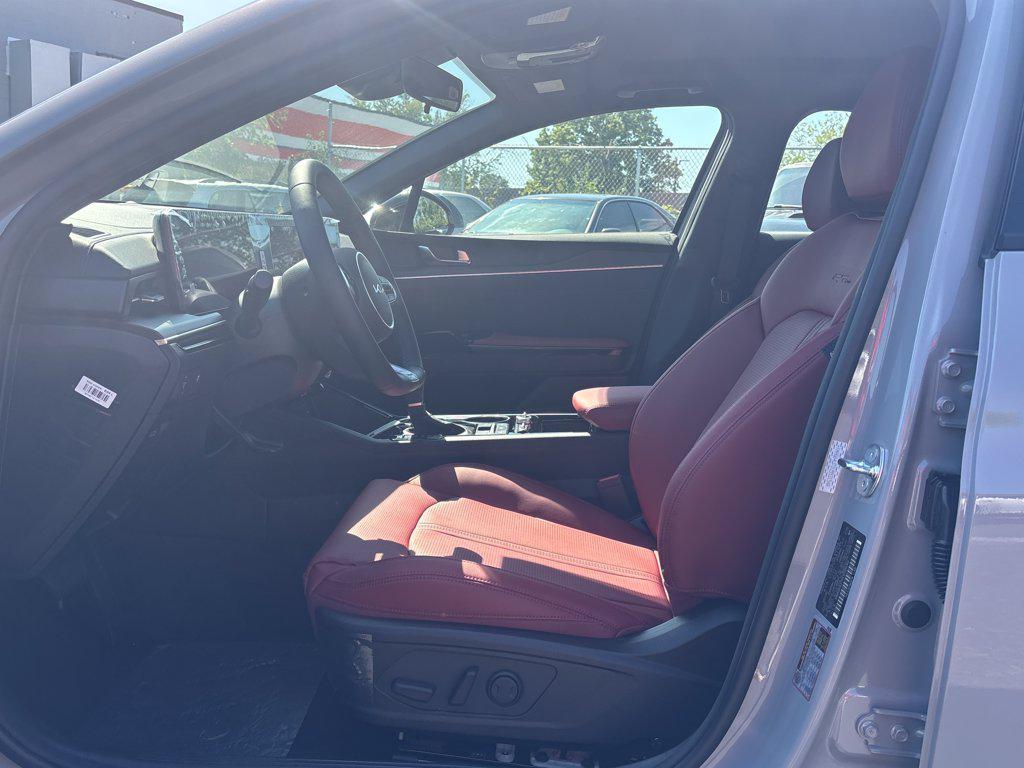 new 2027 Kia K5 car, priced at $34,561