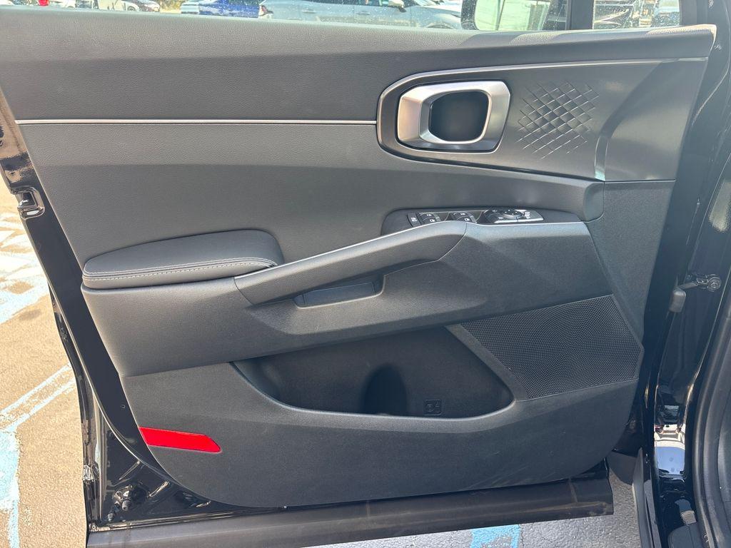 new 2026 Kia Sorento car, priced at $35,662