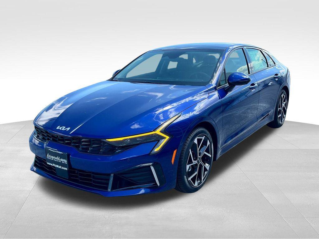 new 2025 Kia K5 car, priced at $35,489