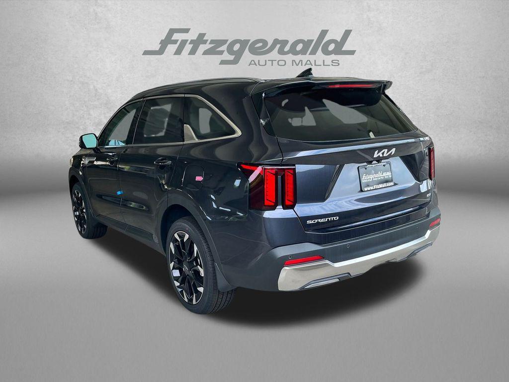 new 2025 Kia Sorento car, priced at $38,858