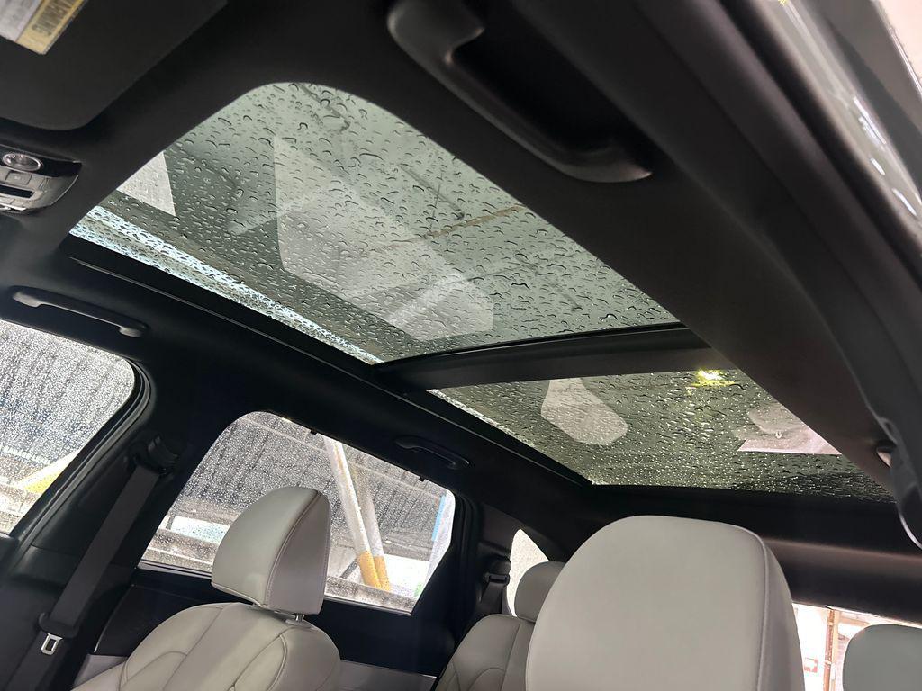 new 2026 Kia Sorento Hybrid car, priced at $46,270