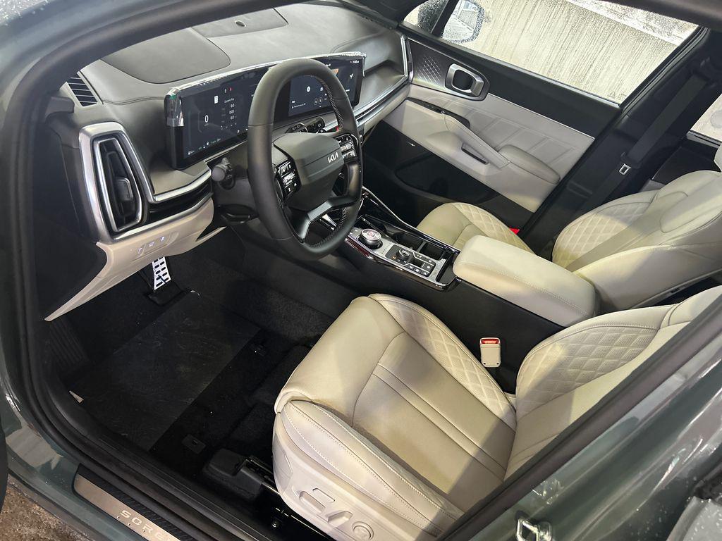 new 2026 Kia Sorento Hybrid car, priced at $46,270