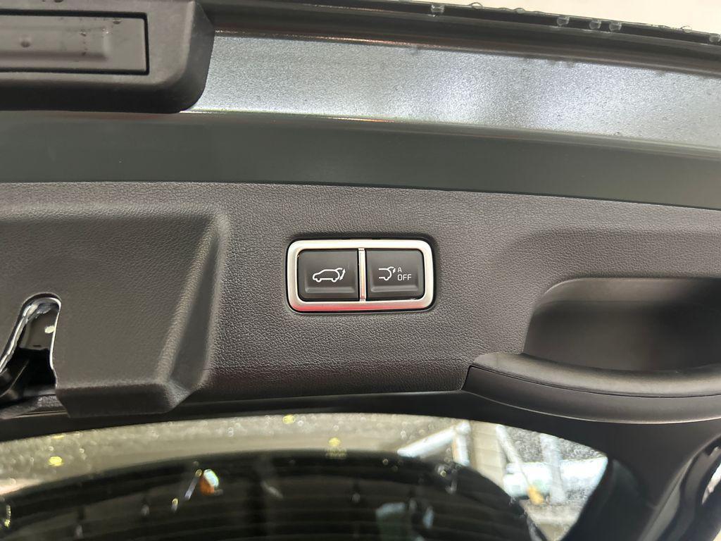 new 2026 Kia Sorento Hybrid car, priced at $46,270
