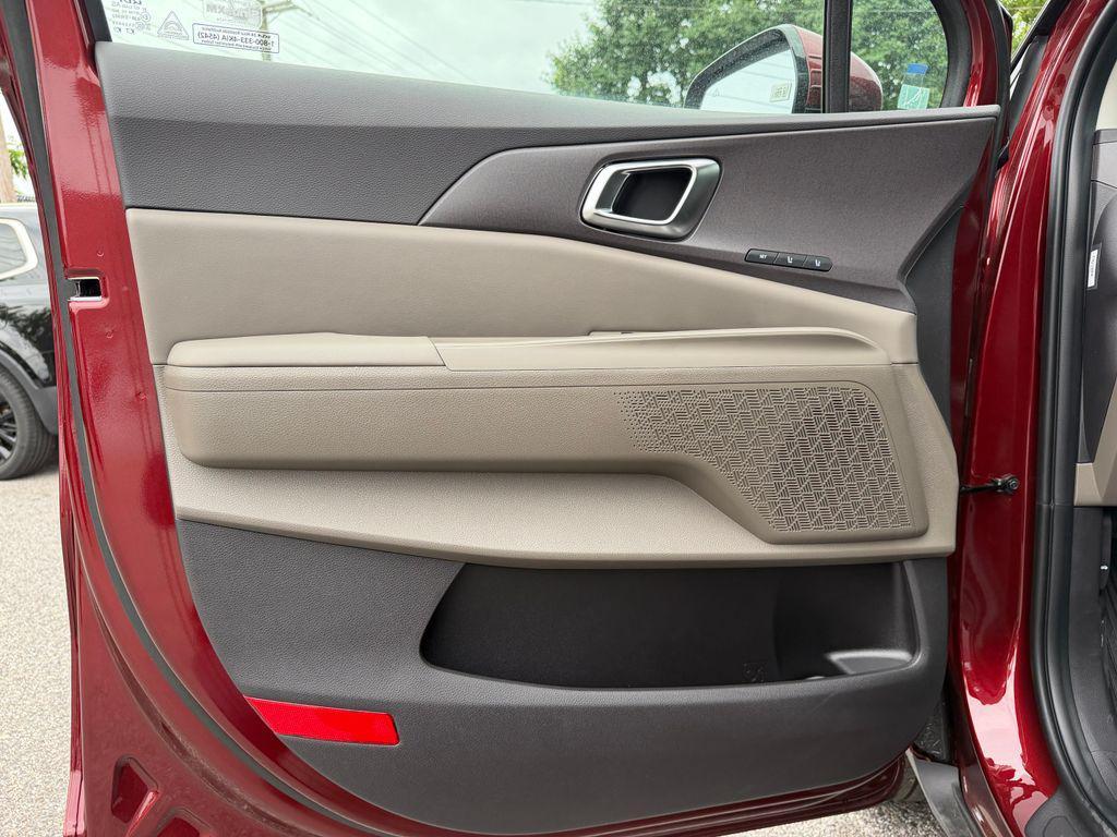 new 2026 Kia Carnival Hybrid car, priced at $45,853