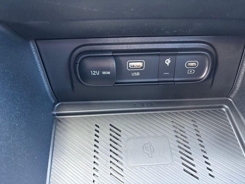 new 2025 Kia Sportage car, priced at $37,480