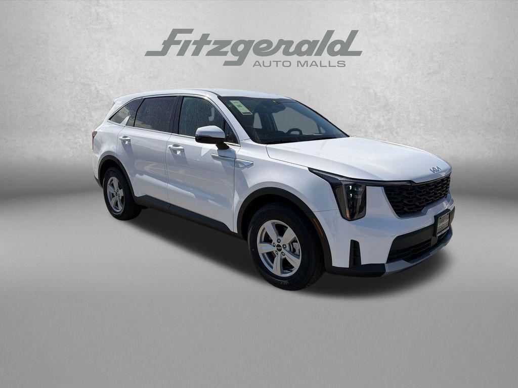 new 2026 Kia Sorento car, priced at $31,305