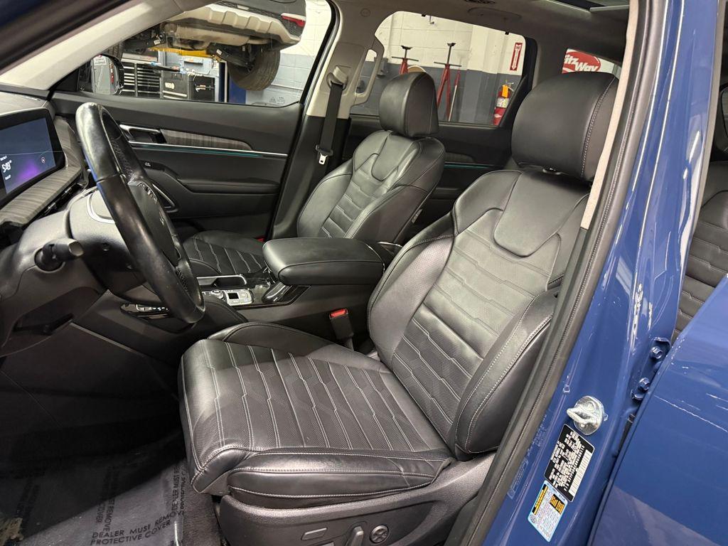 used 2024 Kia Telluride car, priced at $38,988
