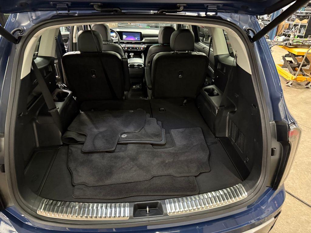 used 2024 Kia Telluride car, priced at $38,988