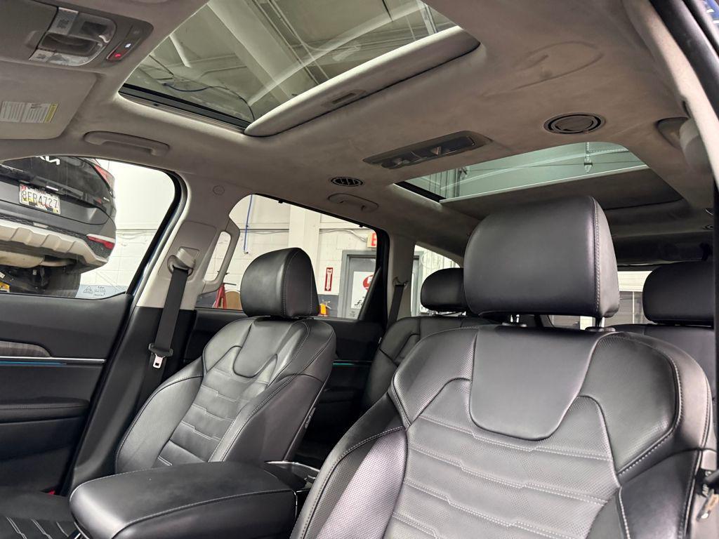 used 2024 Kia Telluride car, priced at $38,988