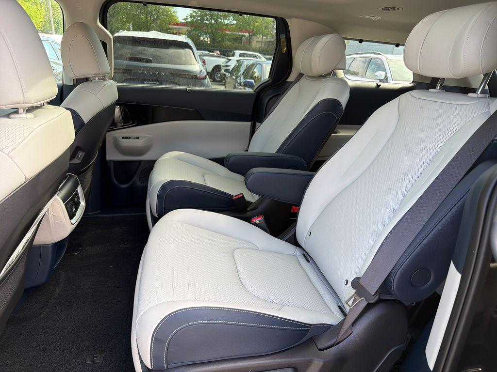 new 2026 Kia Carnival car, priced at $52,018