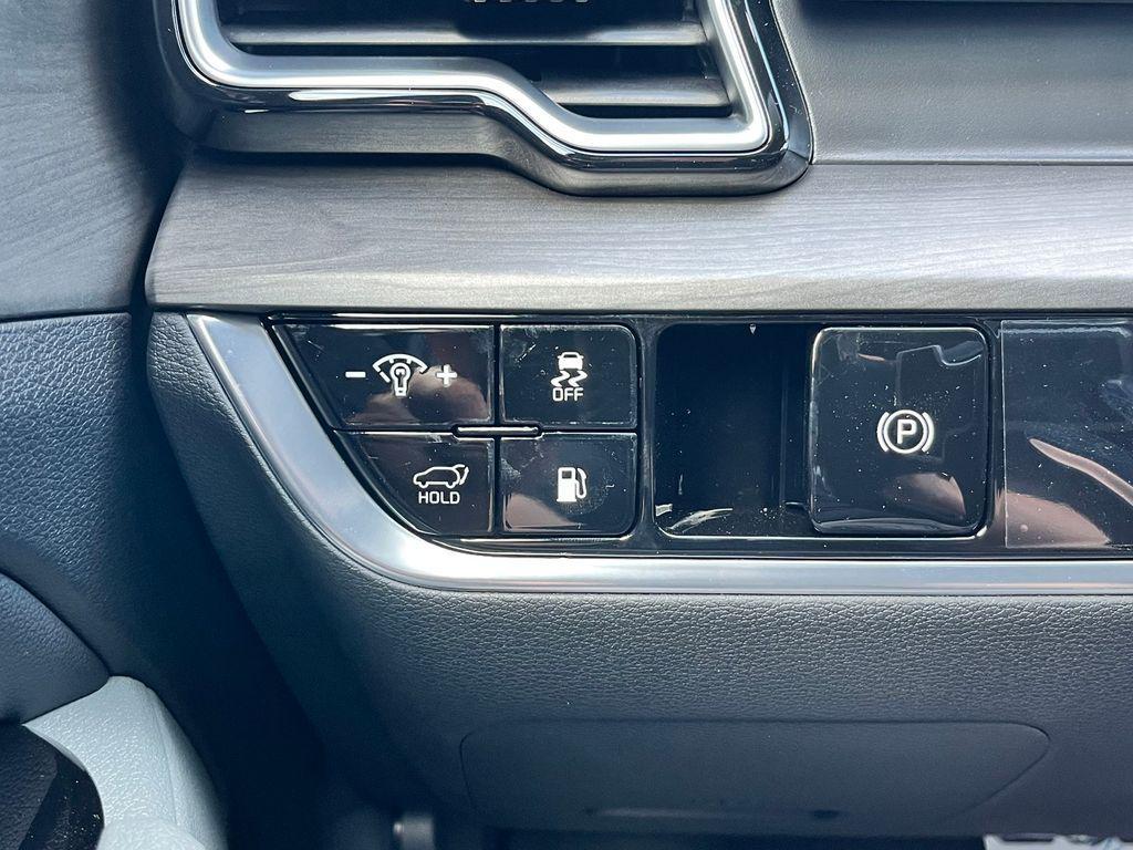 new 2025 Kia Sportage Plug-In Hybrid car, priced at $41,993