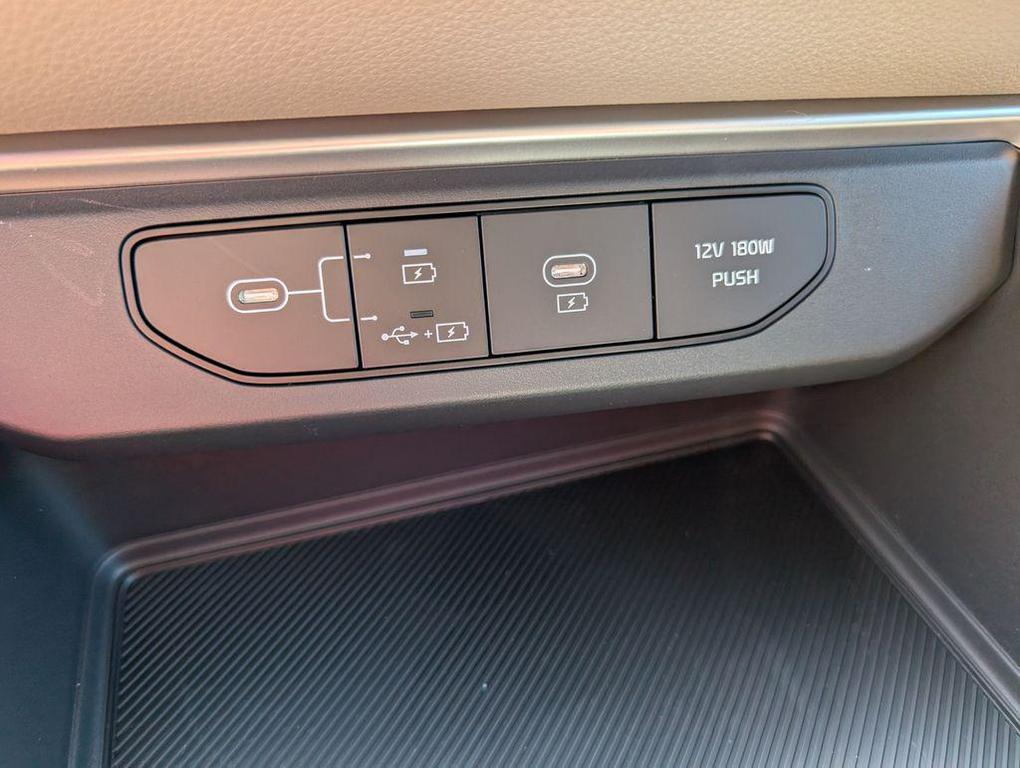 new 2026 Kia Carnival car, priced at $40,924