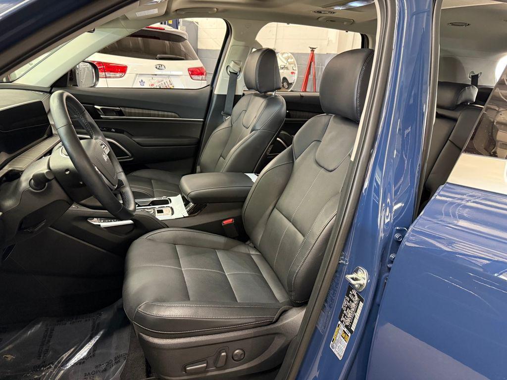 used 2025 Kia Telluride car, priced at $40,488