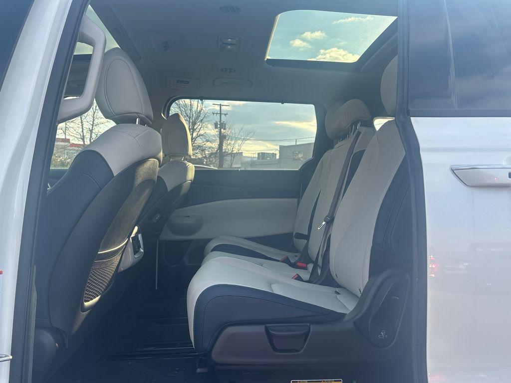 new 2026 Kia Carnival car, priced at $45,856