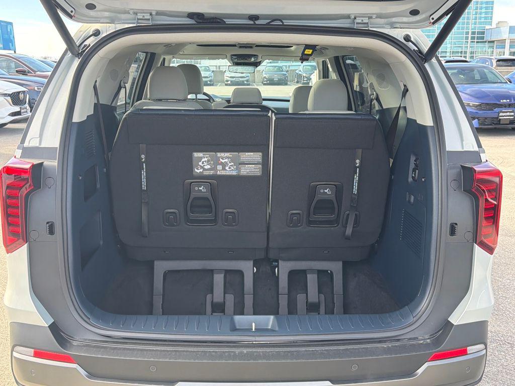 new 2026 Kia Carnival car, priced at $50,245