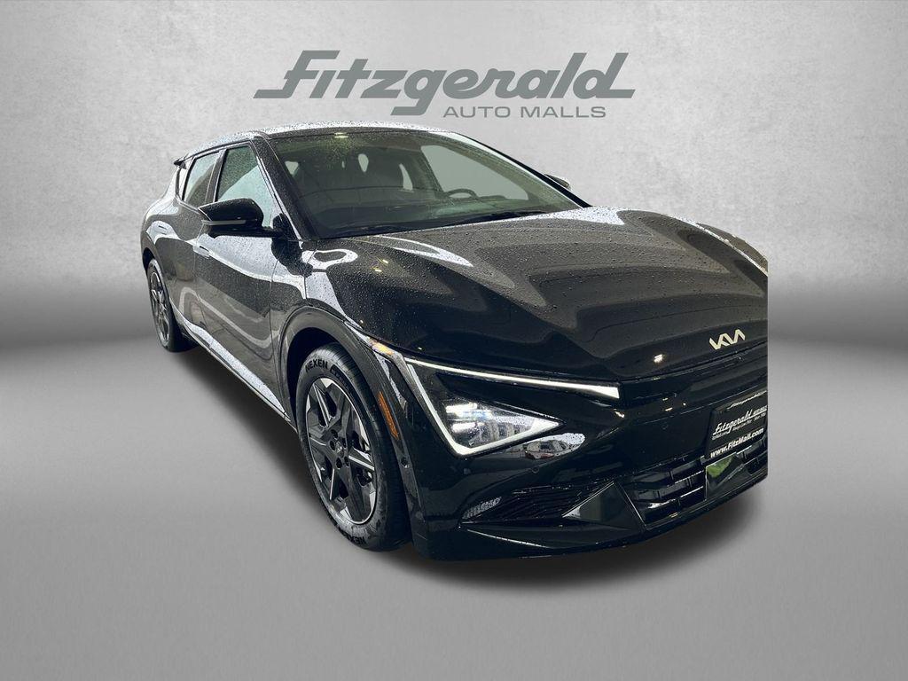 new 2025 Kia EV6 car, priced at $44,204