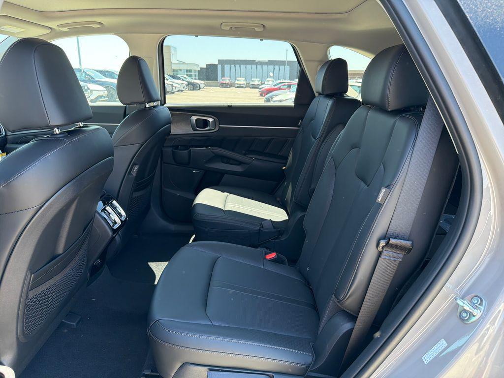 new 2026 Kia Sorento car, priced at $42,460