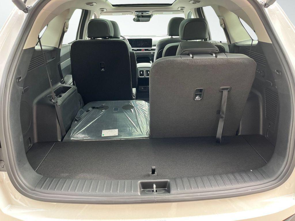 new 2025 Kia Sorento Plug-In Hybrid car, priced at $47,030