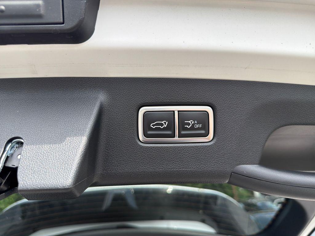 used 2026 Kia Sorento car, priced at $41,299