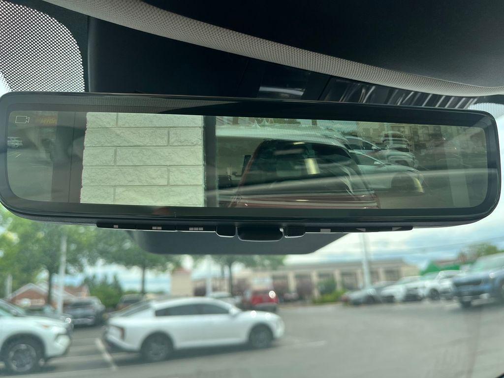 new 2025 Kia Carnival car, priced at $53,674