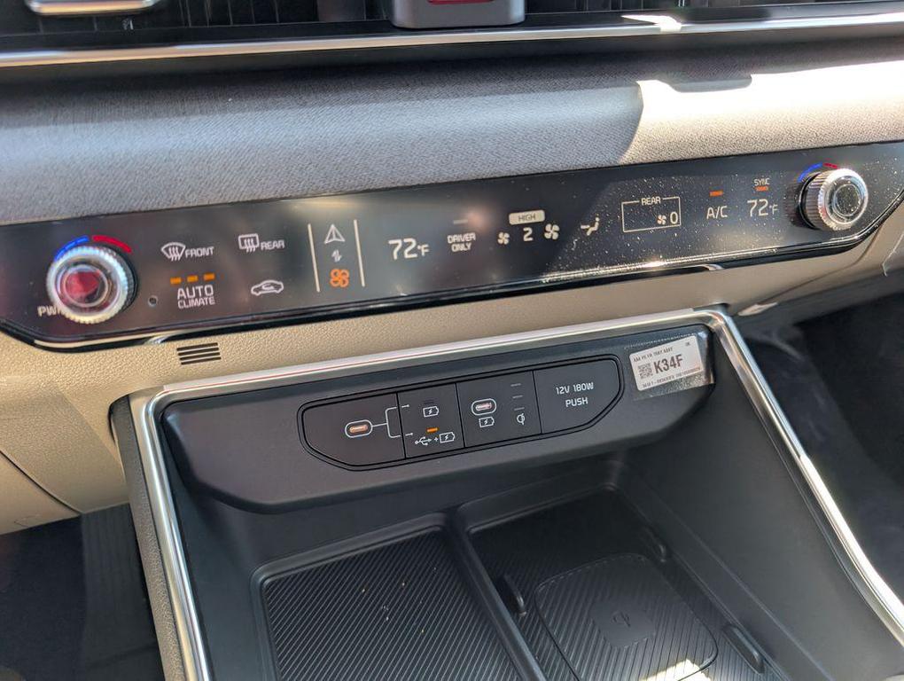 new 2026 Kia Carnival Hybrid car, priced at $45,525
