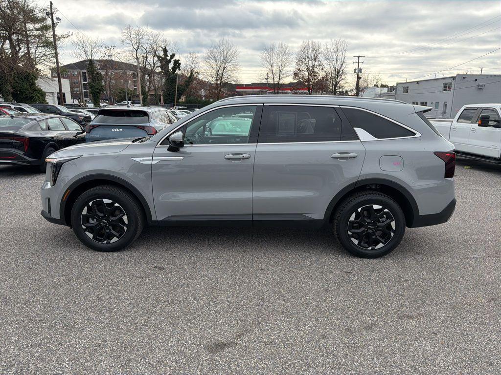 used 2025 Kia Sorento car, priced at $31,988