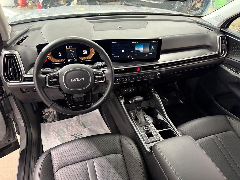 used 2025 Kia Sorento car, priced at $31,799