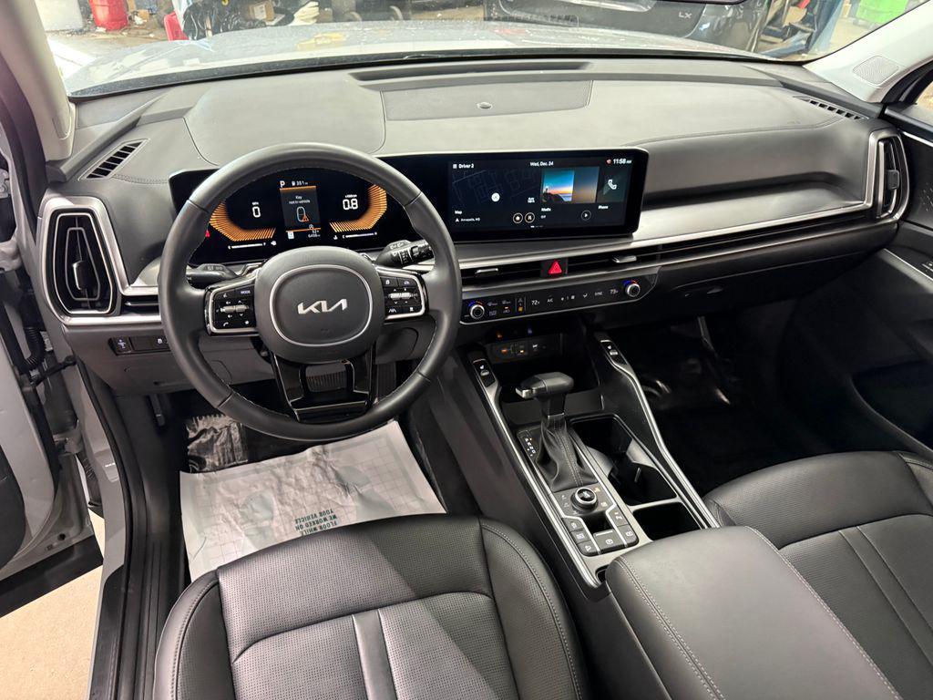 used 2025 Kia Sorento car, priced at $31,799