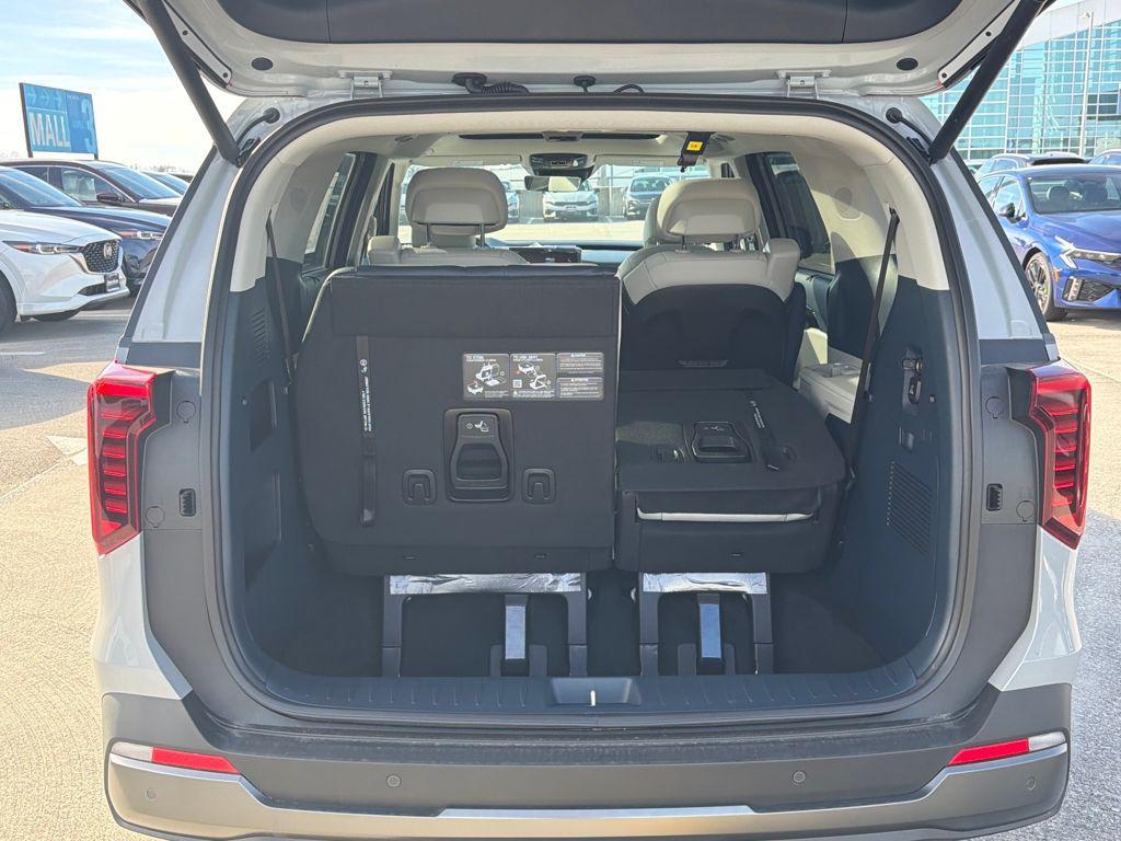 new 2026 Kia Carnival car, priced at $50,431